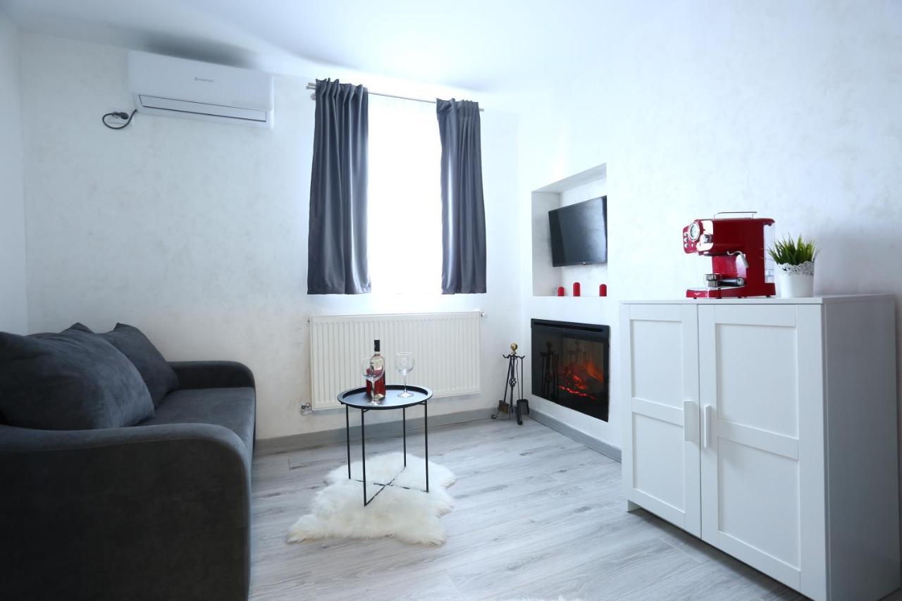 Apartament Simona Maria 2 Bukareszt Zewnętrze zdjęcie
