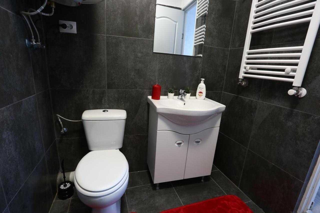 Apartament Simona Maria 2 Bukareszt Zewnętrze zdjęcie