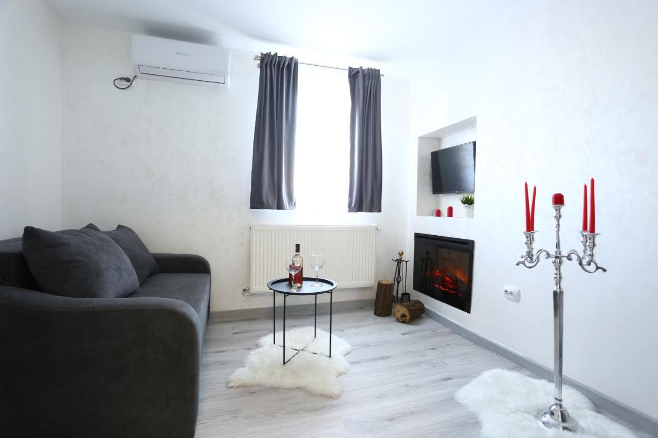 Apartament Simona Maria 2 Bukareszt Zewnętrze zdjęcie